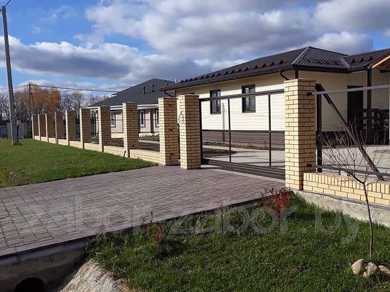 Фото каркаса откатных ворот под евроштакетник